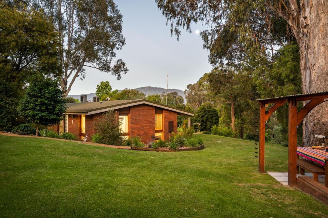Kiewa Country Cottages Mount Beauty Bagian luar foto